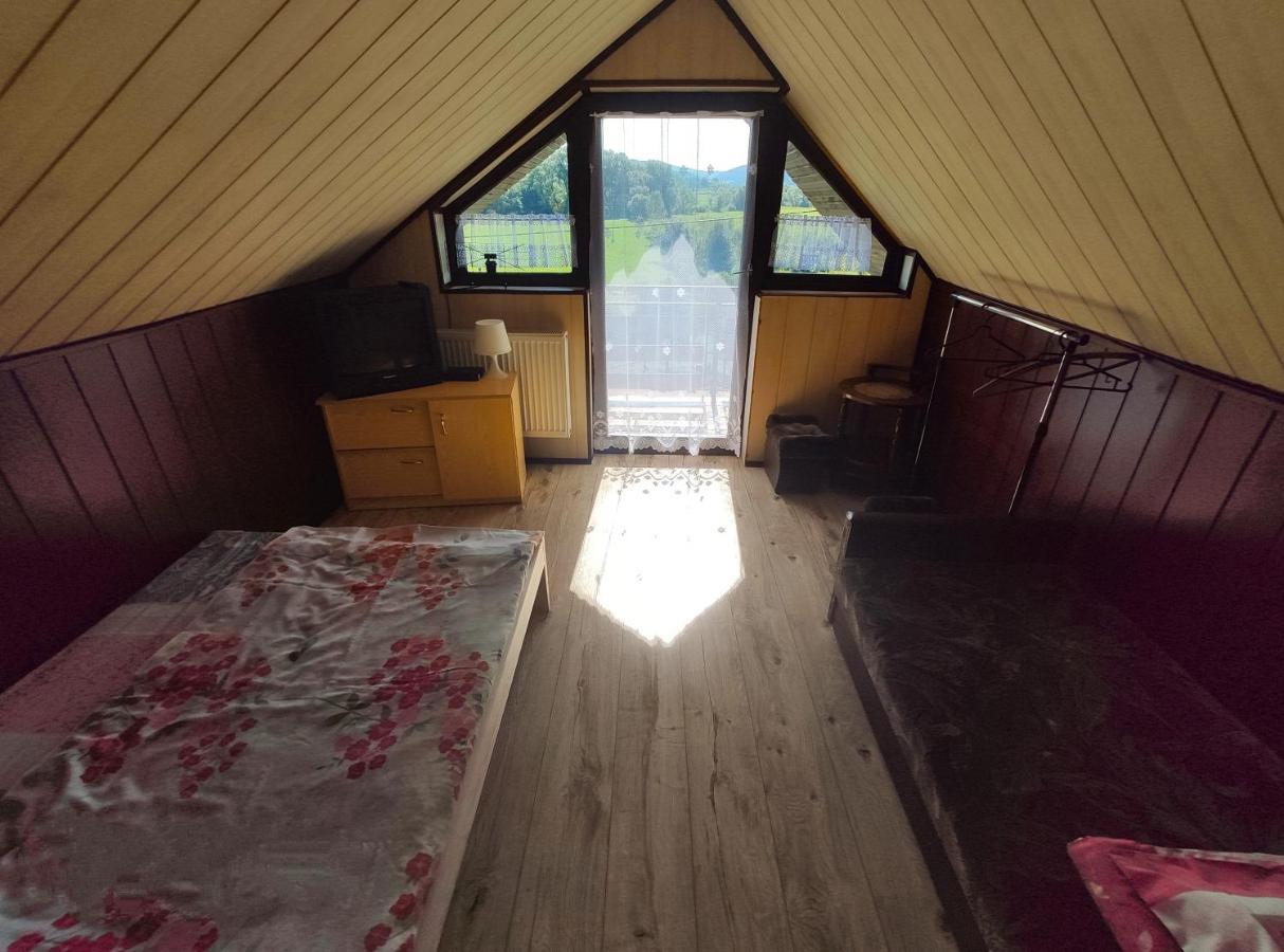 Agroturystyka Pod Kolami Myczkowce Exterior foto
